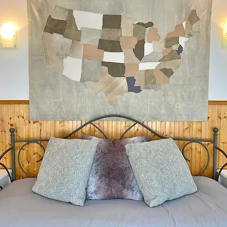 Fireside Inn & Hostel-2